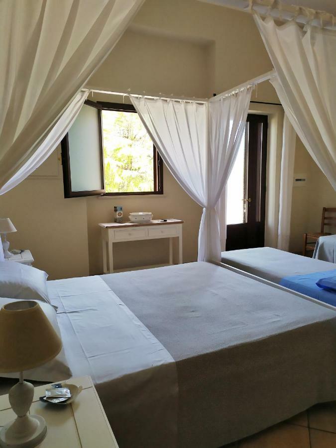 B&B Li Ccoti Cannole Exteriör bild